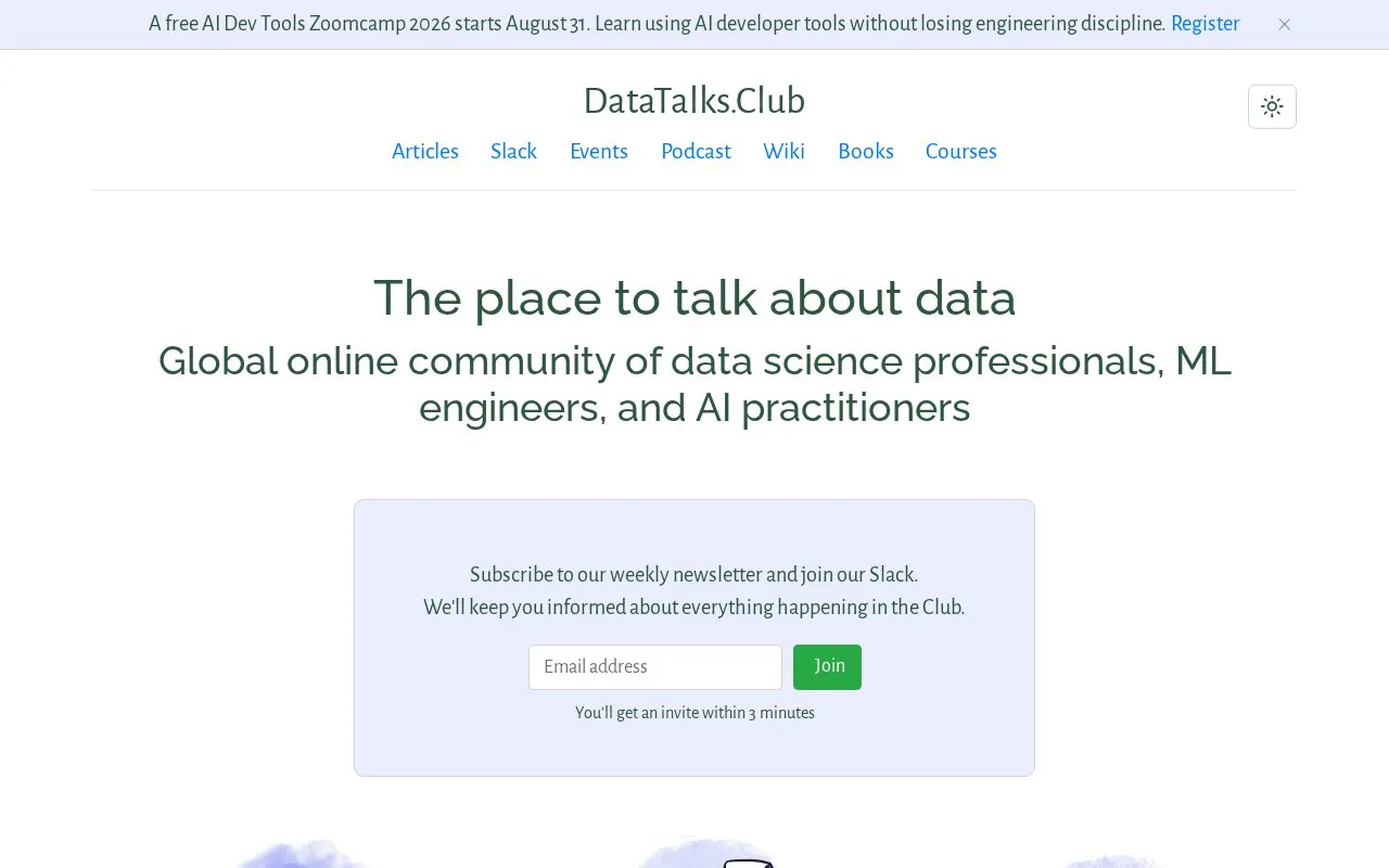 DataTalks.Club homepage screenshot
