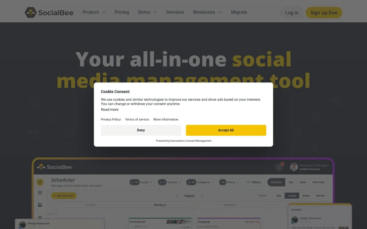 SocialBee homepage screenshot