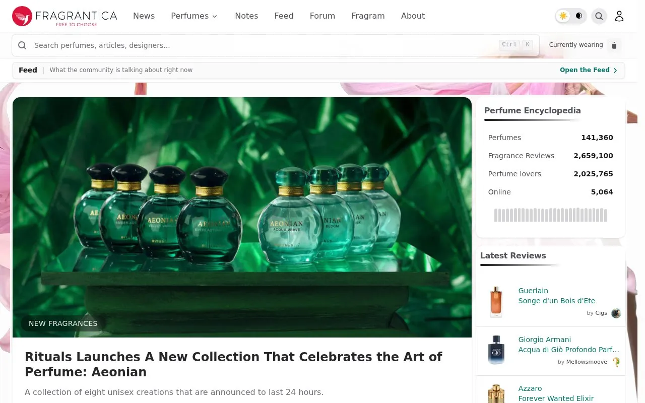 Fragrantica homepage screenshot